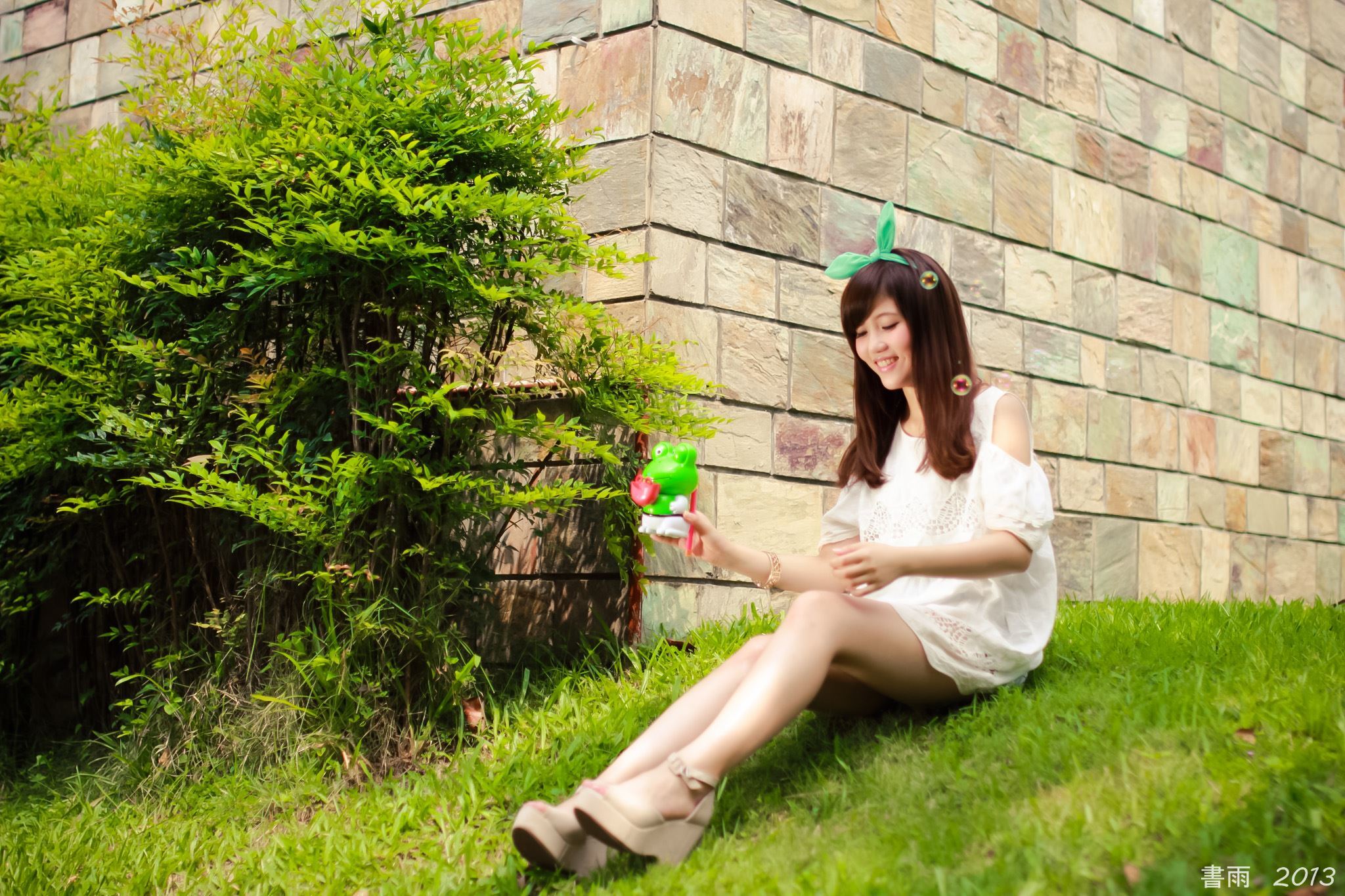 [Beautyleg番外篇]2013-09-14 敏敏国美馆外拍 1